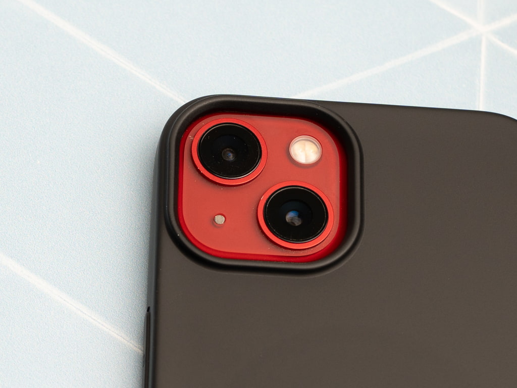 Silikonový kryt na iPhone 13 - Černý - 4